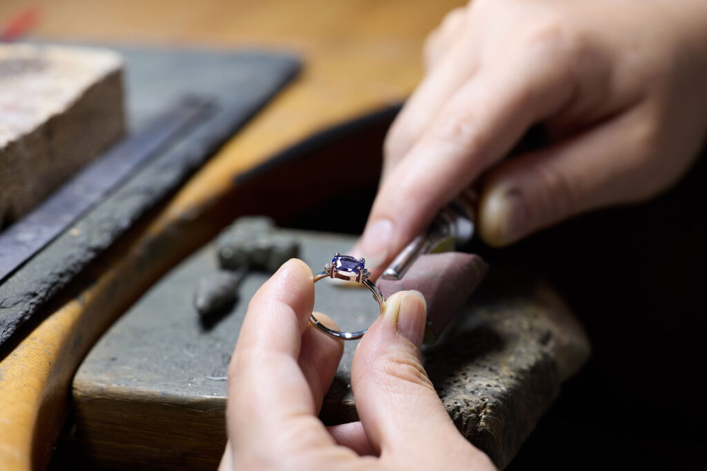 Bijouterie artisanale à Cholet - Créations sur-mesure